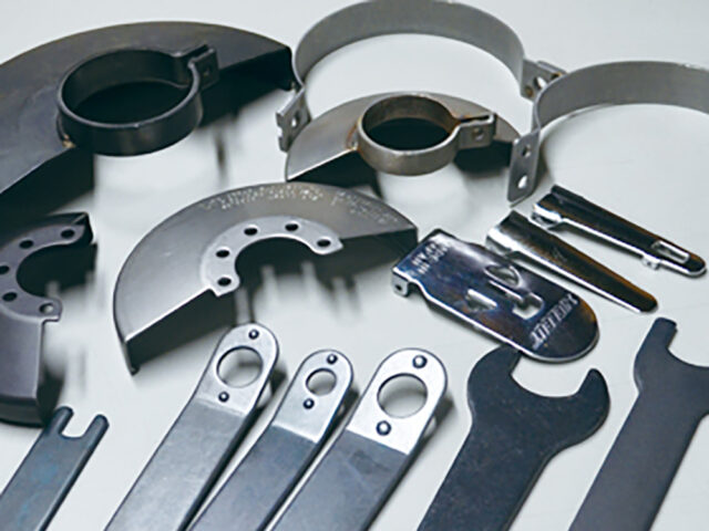 材料調達から完成まで